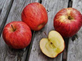 Red Apples Food Vitamins Fruit  - pasja1000 / Pixabay