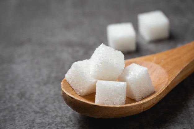 , 5 trikov, s katerimi se lahko odvadite sladkorja in sladkega