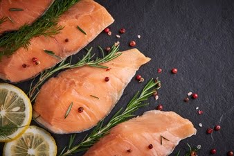 , Ali lahko ribje olje in omega-3 maščobe koristijo našemu zdravju?