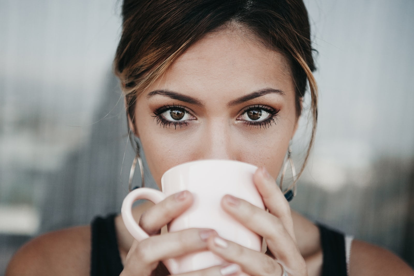 Pijete kavo na prazen želodec? Potem morate vedeti, kaj se zgodi z vašim telesom, če to počnete