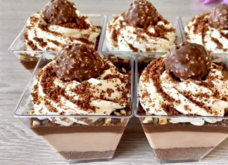 Recept: Ferrero Rocher kozarčki, ki so tako dobri, da ne boste pojedli samo enega ferrero rocher kroglice