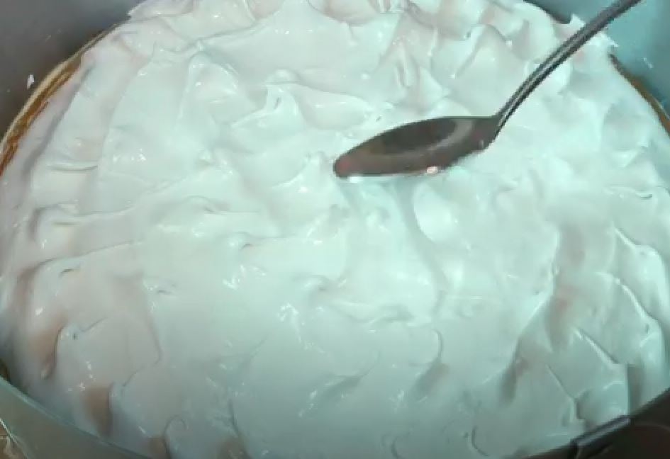 , Recept: Jabolčno-vanilijeva torta, ki bo navdušila vsakogar