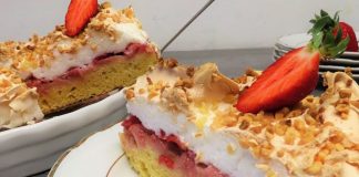 enostavna-torta-z-jagodami