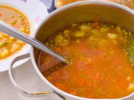 enostavna-juha-z-grahom-in-krompirjem