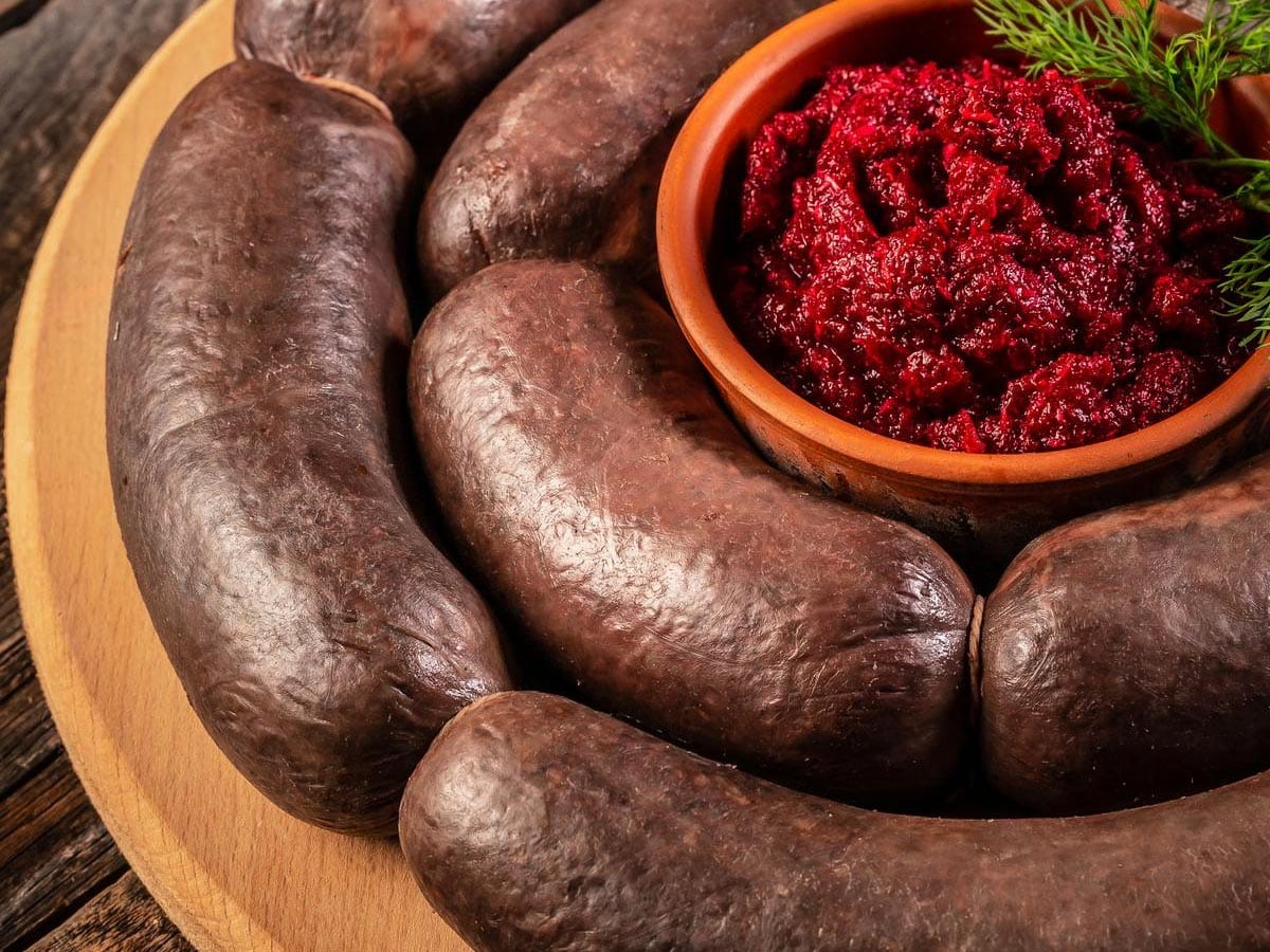Seznam tradicionalnih živil, ki izginjajo z jedilnikov, saj jih mlajše generacije ne želijo več jesti