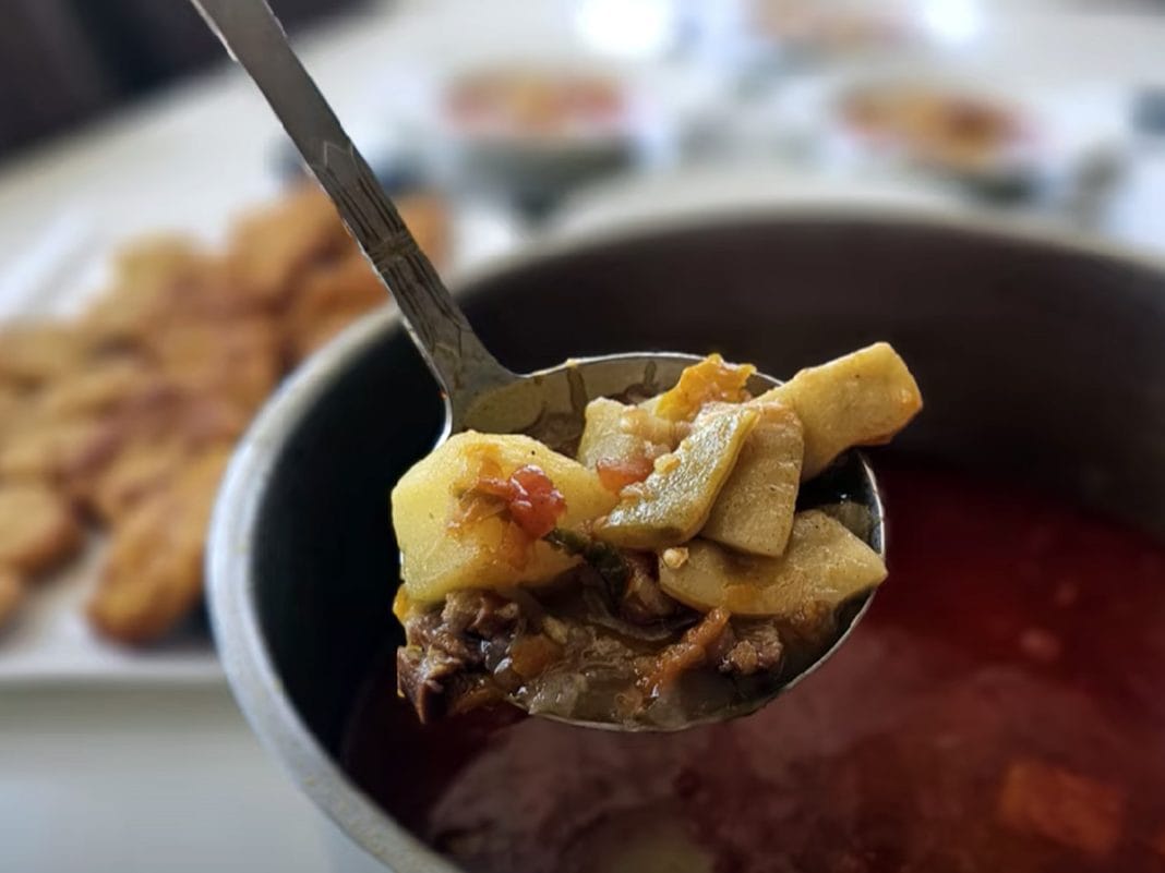 stročji-fižol-v-omaki