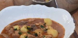 jesenski-golaž-recept