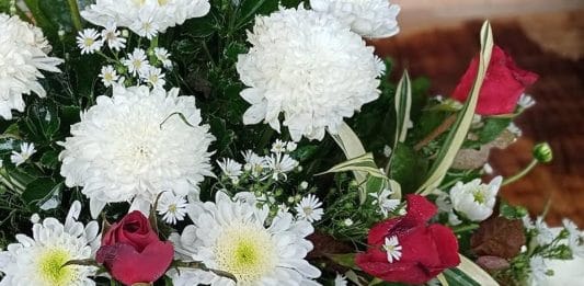 nagrobni-aranžma-ikebana