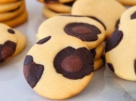 piškoti-z-leopardjim-vzorcem