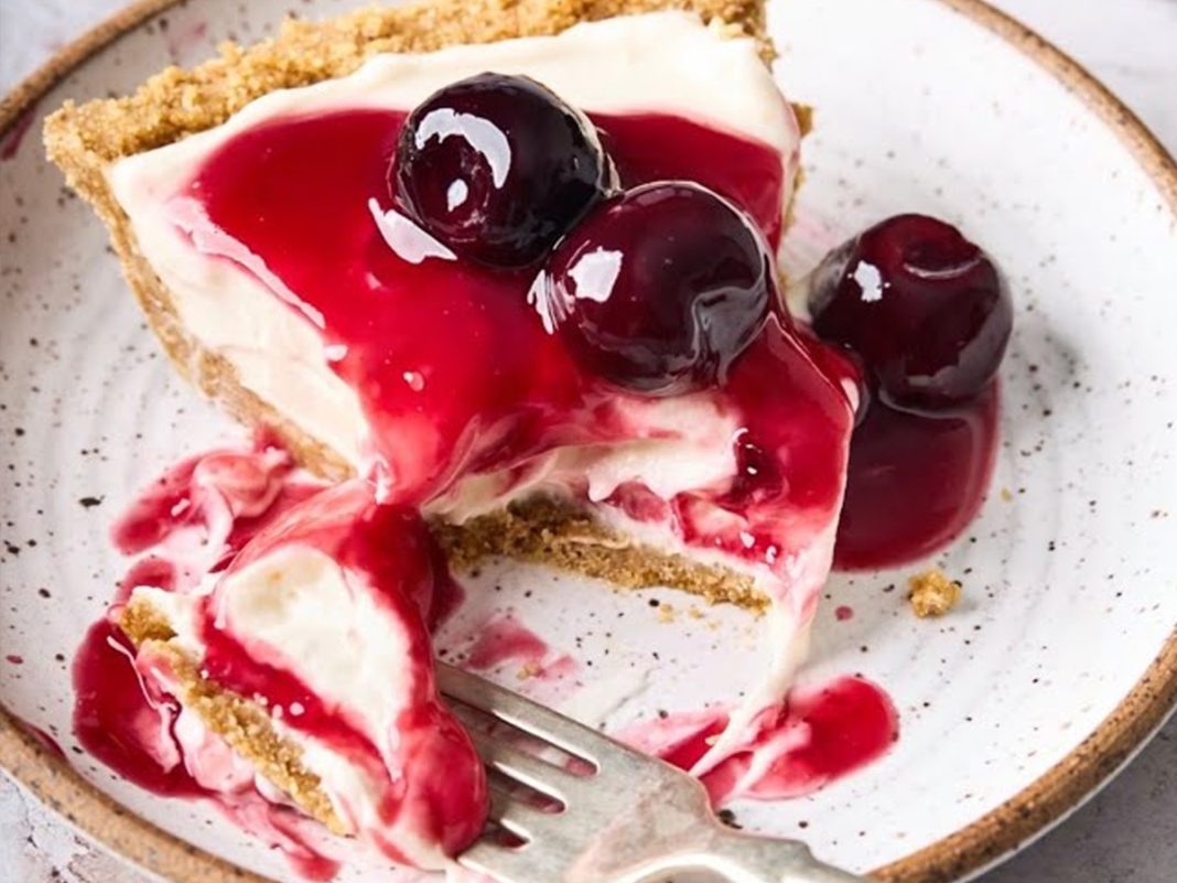 kremen-višnjev-cheesecake