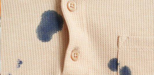 madeži-na-oblačilih