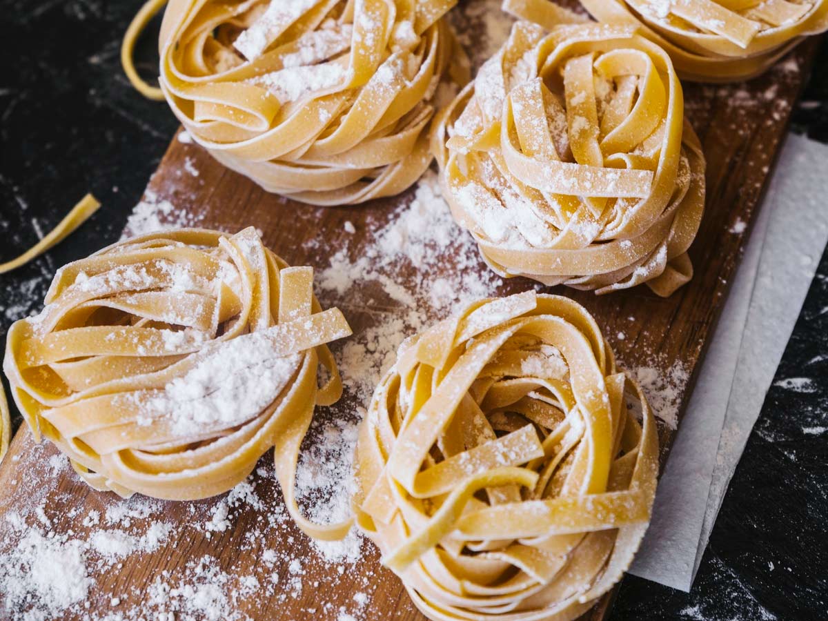 Delate to napako pri bolognese omaki? Italijani vam tega ne bi oprostili