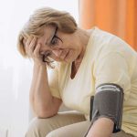 Nove smernice za visok krvni tlak: milijone ljudi bo zdaj dobilo diagnozo visokega krvnega pritiska