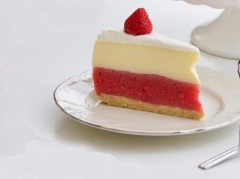 hitra-jagodna-malinina-torta