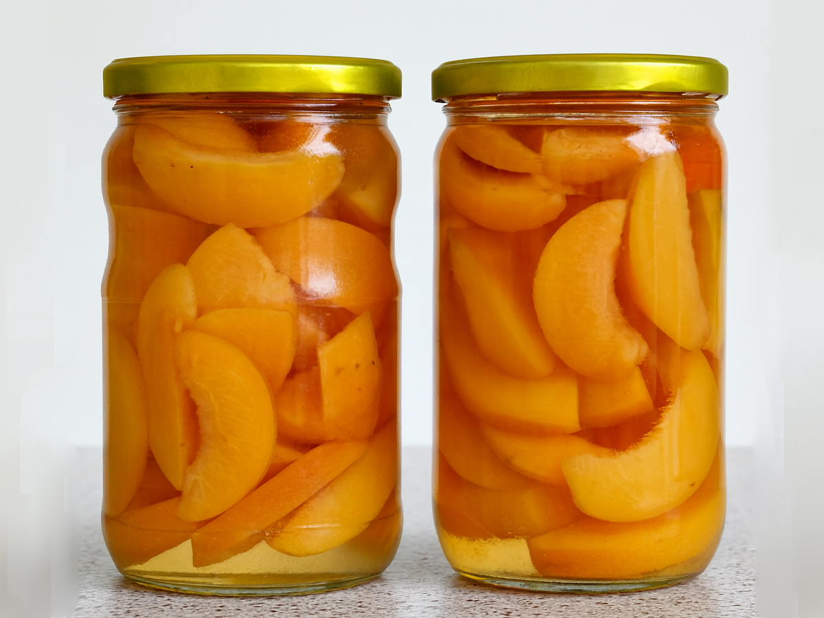 Zelo enostaven recept za pripravo breskovega kompota (ozimnica)