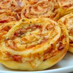 Slaniki: recept za fantastičen prigrizek, ki navdu&scaron;i povsod