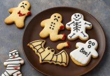 Srhljivi piškoti za noč čarovnic, ki jih lahko pripravite z otroki piškoti-za-noč-čarovnic