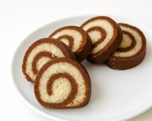 Kokosova salama – nostalgična sladica brez peke