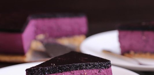 borovničev-cheesecake