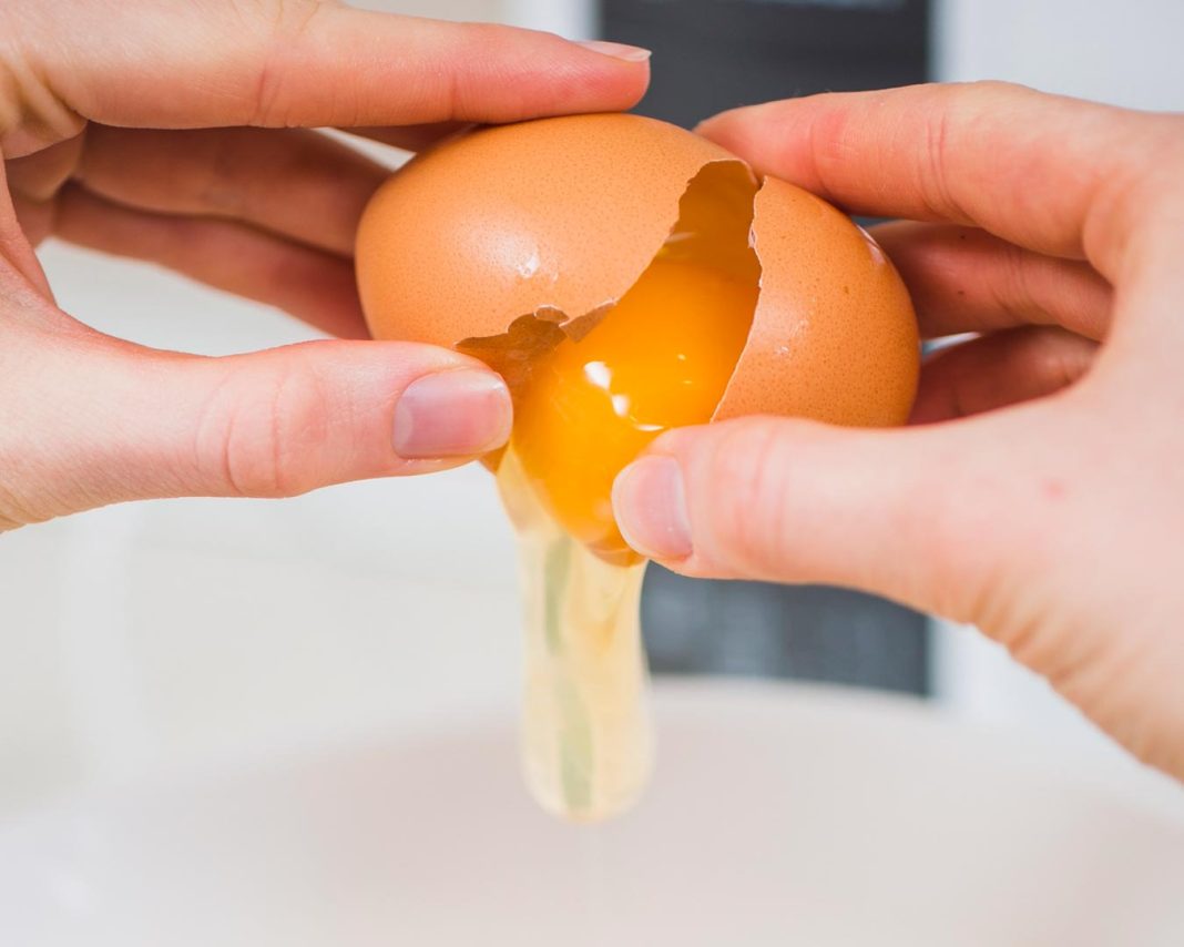 kako-razbiti-jajce