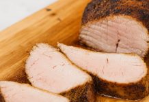 Kako pripraviti svinjsko ribico, da ne bo presušena? popolno-pečena-svinjska-ribica