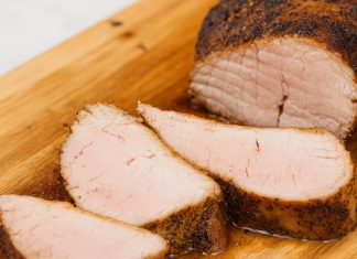 Kako pripraviti svinjsko ribico, da ne bo presušena? popolno-pečena-svinjska-ribica