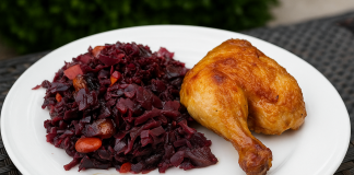 rdeče zelje in piščanec