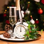 5 zanimivih novoletnih običajev, ki vam lahko prinesejo srečo