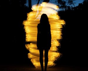 Kaj pomeni, če sanjate o umrli osebi? Tega sporočila ne smete prezreti