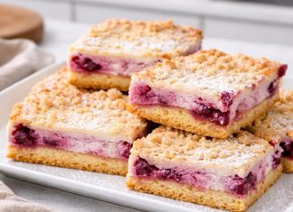 Recept za tole pito vas bo navdušil in sploh ni zahtevna za pripravo borovničeva pita