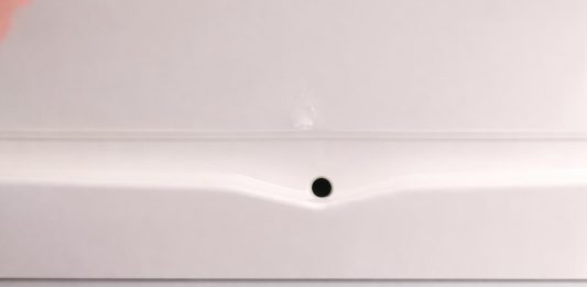 luknjica-v-hladilniku