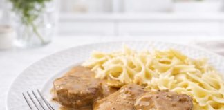 svinjski-medaljoni-v-omaki