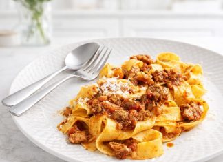 Najboljši domači svinjski ragu za testenine svinjski-ragu