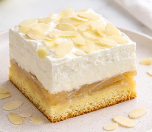 obrnjeno-jabolčno-pecivo