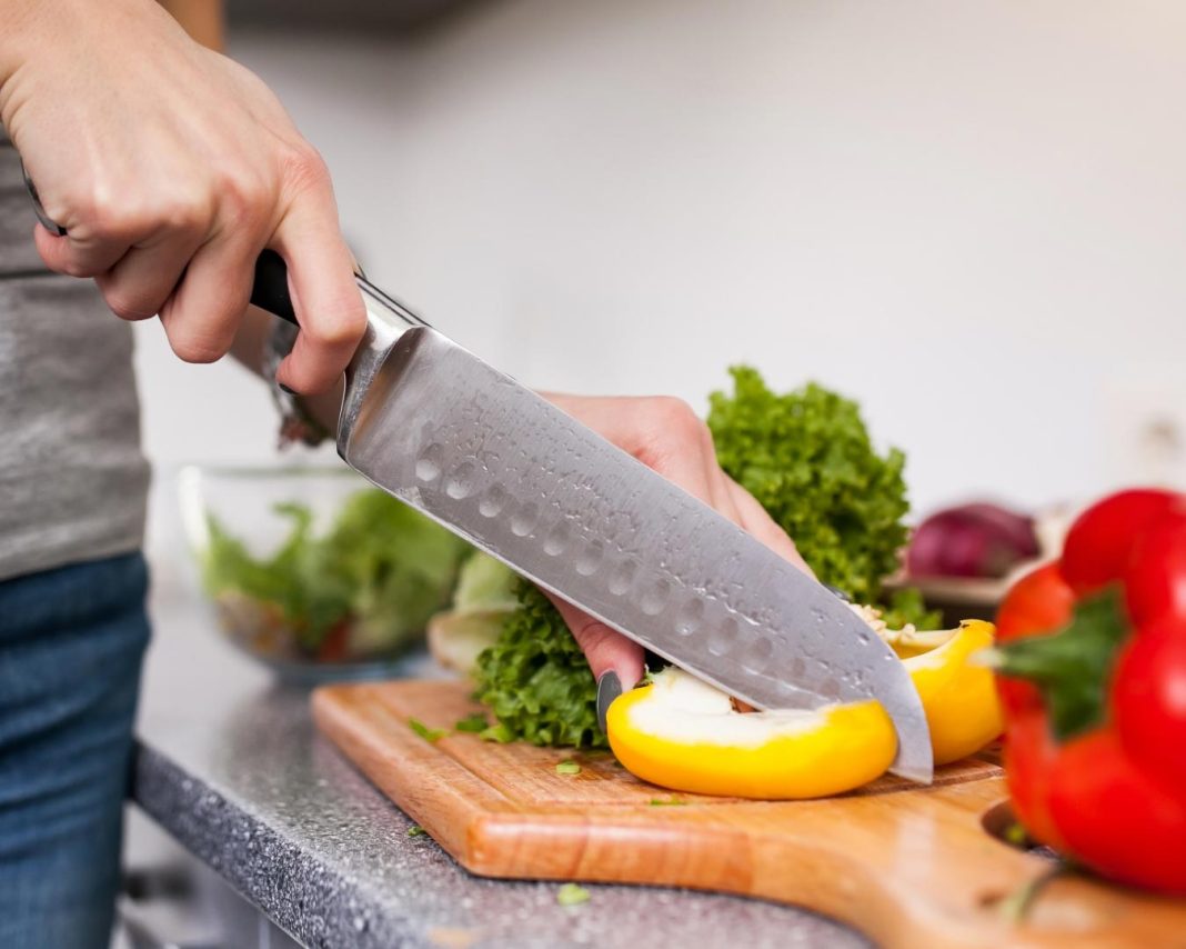 rezanje-z-nožem rezanje-z-nožem