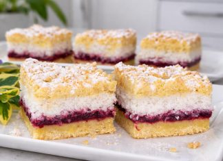 Recept za najbolj sočno pito z višnjami in kokosom, ki navduši višnjevo-pecivo