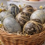 Tako dobite popolno zlato barvo pirhov (potrebujete 3 poceni stvari)