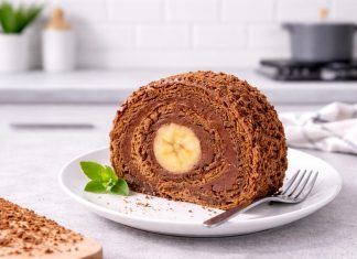 čokoladna-rolada-z-banano