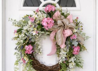5 idej za venčke, ki prinesejo pomlad na vaša vrata venček