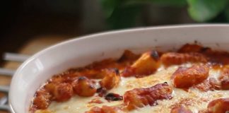 Domači njoki v paradižnikovi omaki z mocarelo, ki očarajo Pametno izkoristi svoj čas