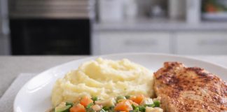 Puranji zrezki v kremni zelenjavni omaki – kosilo, ki vedno navduši Pametno izkoristi svoj čas