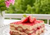 jagodni-tiramisu-s-čokolado
