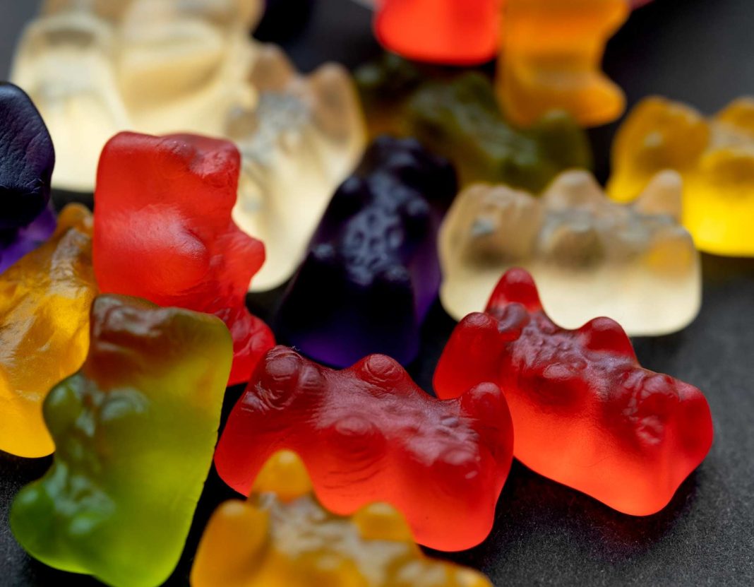 kot-haribo-bonboni