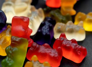 kot-haribo-bonboni